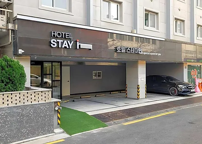 Dongdaemun History And Culture Park Station Stay-in Seúl