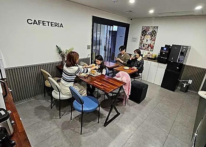 Dongdaemun History And Culture Park Station Stay-in Hotel Seúl